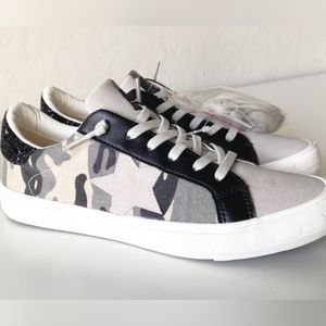 Vintage Havana camo glitter Gail sneakers NWT 7.5